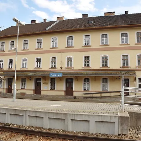 šestka *
